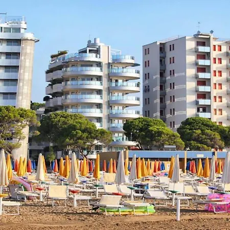 Modern Flat On The 4th Floor With Terrace Apartamento Lignano Sabbiadoro